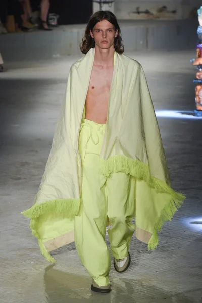 Look 6